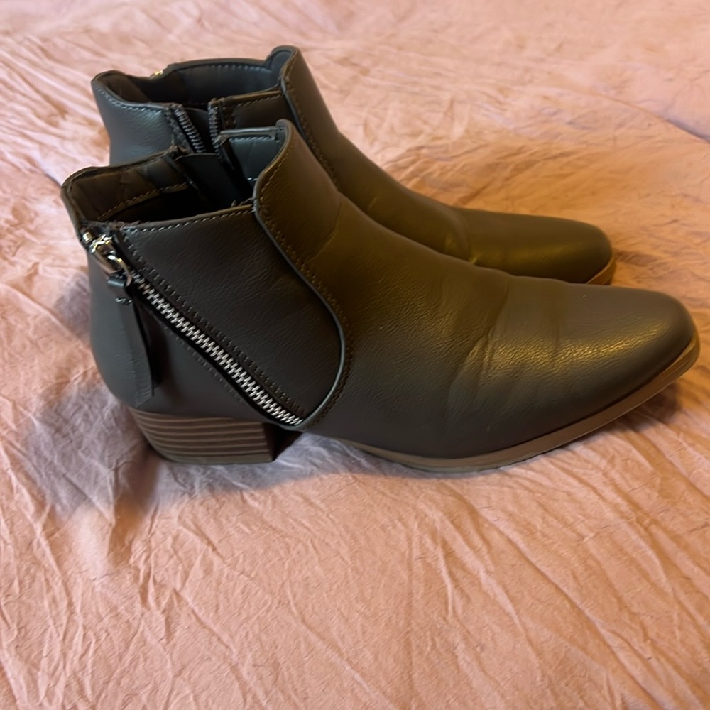 Croft and barrow ankle boots.